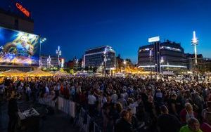 Potańcówka przed Teatrem Śląskim (03.08.2024) (7)