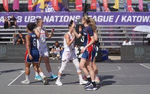 Mecz koszykówki kobiet na katowickim rynku - FIBA 3x3 U23 Nations League 2024 (12)