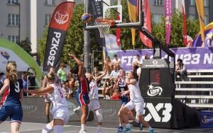 Mecz koszykówki kobiet na katowickim rynku - FIBA 3x3 U23 Nations League 2024 (18)