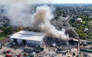 Pożar składowiska makulatury w Tychach [15.08.2024] (3)