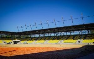 Przygotowania do ułożenia murawy na stadionie miejskim w Katowicach (13)