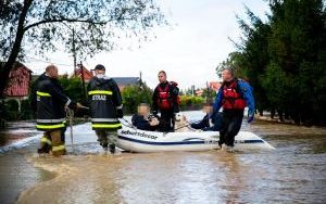 Liczne interwencje strażaków związane z powodziami (6)