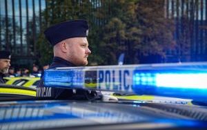 Przekazanie nowych radiowozów dla śląskiej policji (16)