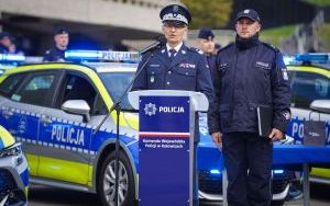 Przekazanie nowych radiowozów dla śląskiej policji (11)