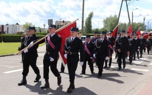 100-lecie OSP Kostuchna w Katowicach - przemarsz z kościoła pod remizę (15)