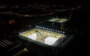 Rozświetlony Stadion Miejski w Katowicach [PAŹDZIERNIK 2024] (17)