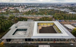 Układanie murawy na stadionie miejskim w Katowicach (11)