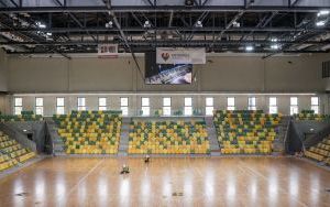 Układanie murawy na stadionie miejskim w Katowicach (10)