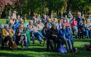 Koncert dla seniorów w Parku Kościuszki, 18 października 2024 (8)