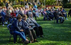 Koncert dla seniorów w Parku Kościuszki, 18 października 2024 (9)