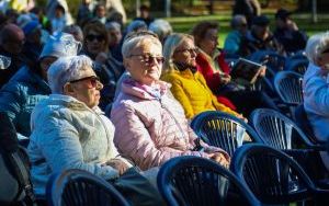 Koncert dla seniorów w Parku Kościuszki, 18 października 2024 (5)