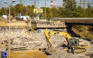 Wyburzanie wiaduktów nad drogą S86 w Katowicach [PAŹDZIERNIK 2024] (6)