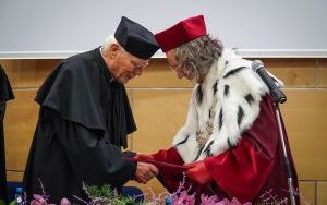 Uroczystość nadania tytułu doktora honoris causa profesorowi Markowi Safjanowi (9)