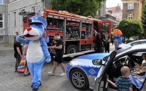 Policjanci z KWP w Katowicach odwiedzili Dom Dziecka (7)