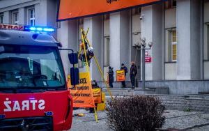 Protest Greenpeace przed Ministerstwem Przemysłu w Katowicach [04.12.204] (3)