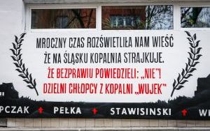 Mural ku pamięci górników z kopalni Wujek przy ul. Pięknej (1)