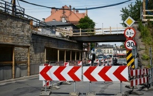 Remont wiaduktu kolejowego nad ulicą Lwowską w Katowicach (2)