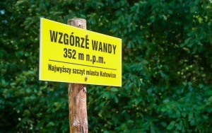 Wzgórze Wandy w Katowicach (1)