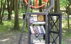 Biblioteczki plenerowe w Katowicach. Stoją w sześciu parkach (9)