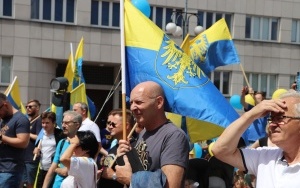 Marsz Autonomii 2022 w Katowicach (14)