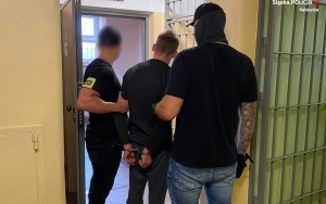 Groził nożem, a później zgwałcił. Policja z Katowic zatrzymała 25-latka  (1)