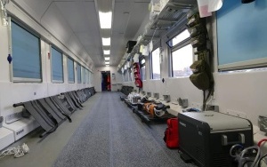 Ranni żołnierze z Ukrainy pociągiem przyjechali do Katowic (11)