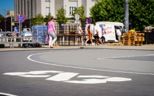 Budowa boisk do koszykówki ulicznej w Katowicach (10)