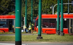 Awaria tramwaju na rondzie Ziętka w Katowicach (1)