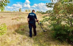 Nie żyją 2 kobiety z pow. kłobuckiego. Prawdopodobnie zostały zamordowane. Na miejscu pracują m.in. policjanci z Katowic (1)