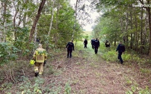 Nie żyją 2 kobiety z pow. kłobuckiego. Prawdopodobnie zostały zamordowane. Na miejscu pracują m.in. policjanci z Katowic (6)