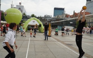 Piknik Siatkarski na rynku w Katowicach (11)