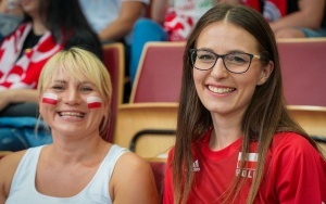 Mecz Polska-Argentyna w Spodku. Zdjęcia kibiców (2)