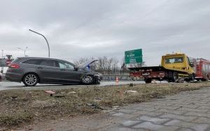 Zderzenie 3 samochodów na Grundmanna w Katowicach (4)