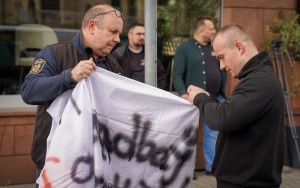 Protest przed biurem poselskim Mateusza Morawieckiego (9)