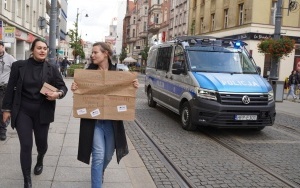 Protest Młodzieżowego Strajku Klimatycznego na rynku w Katowicach (19)