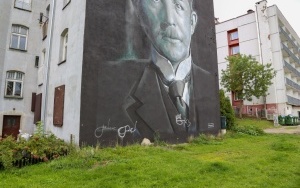 Fot. Wiktor Pawuska/WKATOWICACH.eu. Napisy na muralu Korfantego w Katowicach (1)