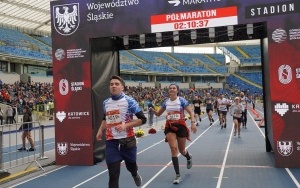 Finisz Silesia Marathon  (6)