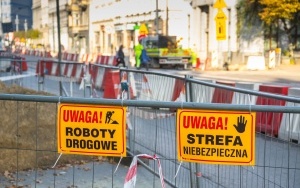 Remont ulicy Warszawskiej w Katowicach — zmiana organizacji ruchu [17.10.2022] (10)