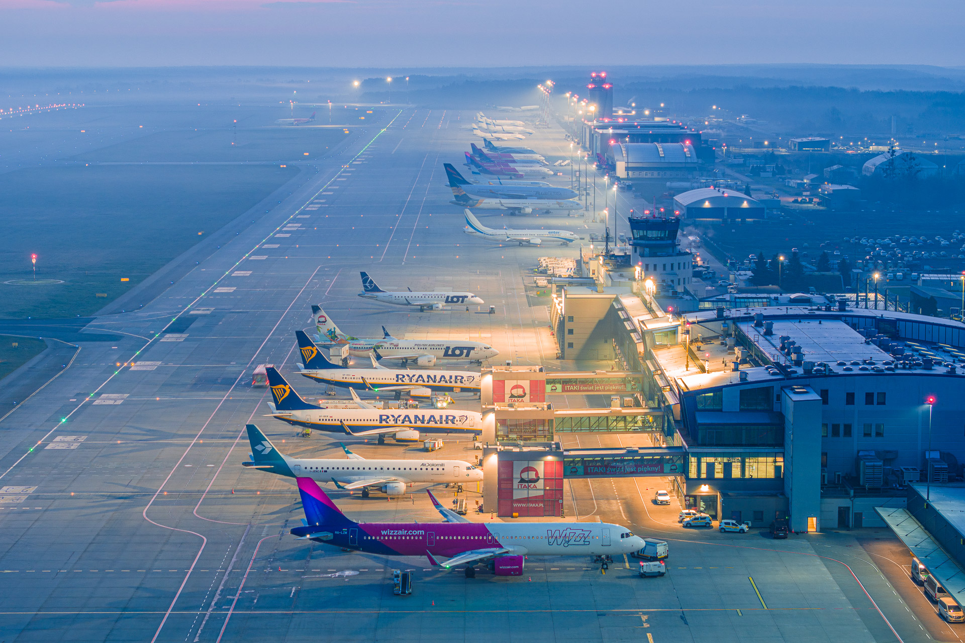 samoloty w katowice airport