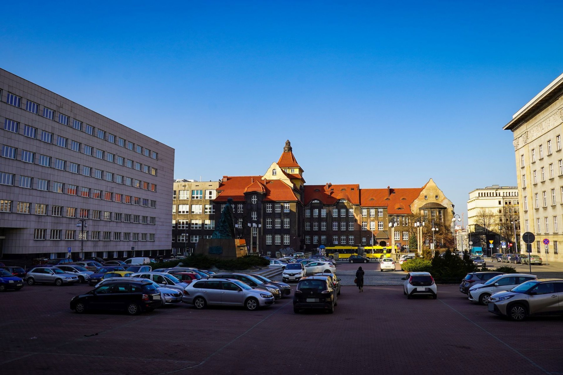 Parking na Placu Sejmu Śląskiego