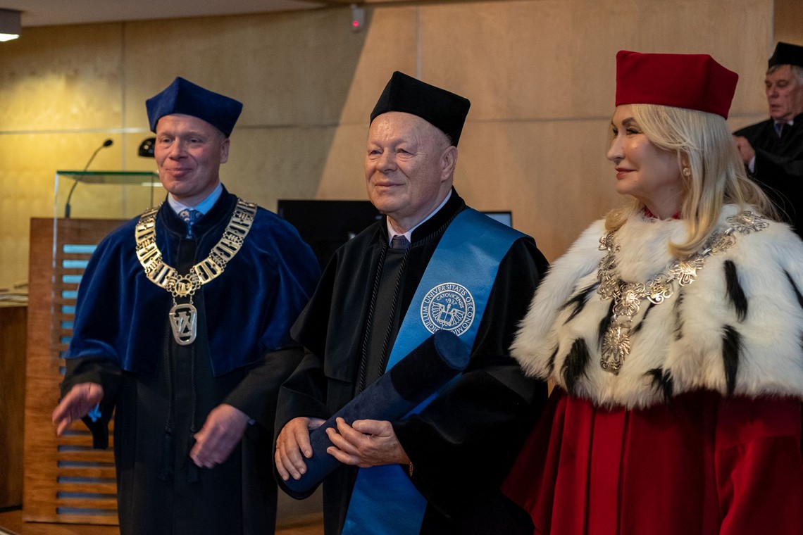 Nadanie tytułu doktora honoris causa prof. Bogdanowi Nogalskiemu